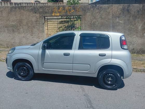 FIAT UNO 1.0 FIRE FLEX ATTRACTIVE MANUAL FIAT UNO 1.0 FIRE FLEX ATTRACTIVE MANUAL